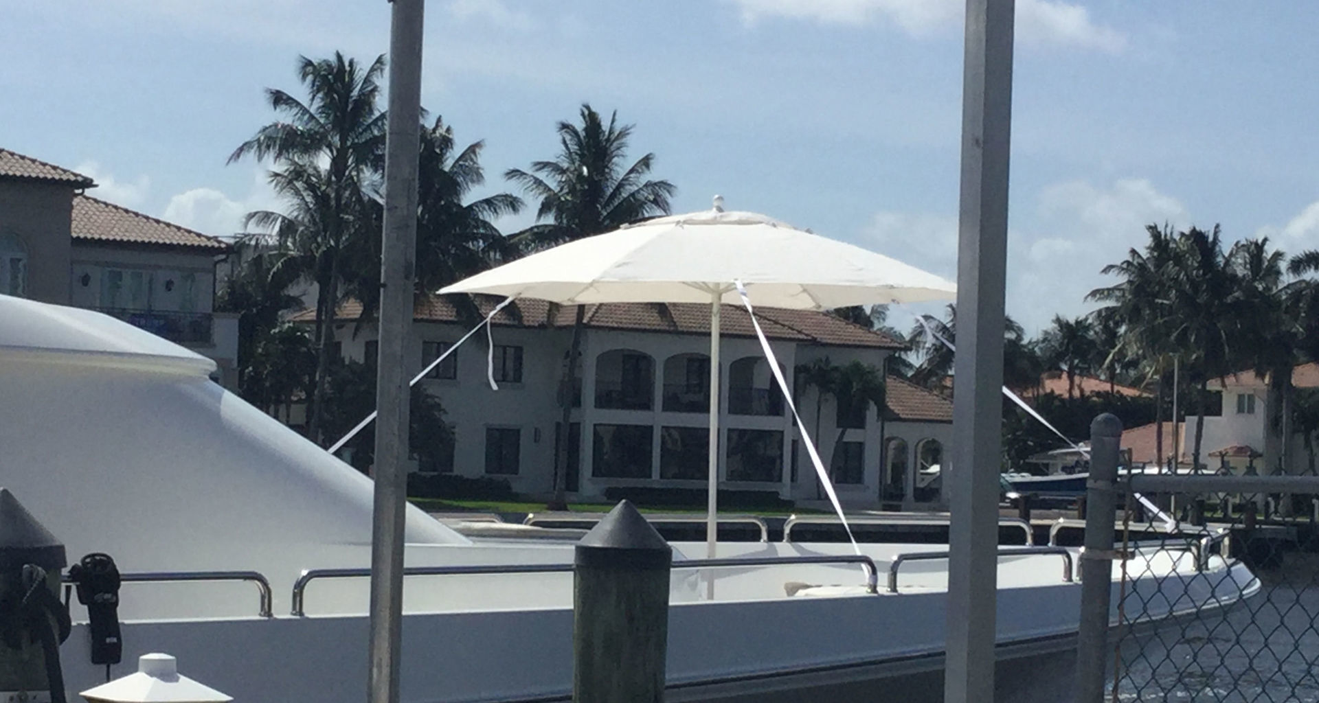 Bimini Shade Boat Umbrella. Bow Rider